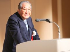 学校長 太田 宗夫