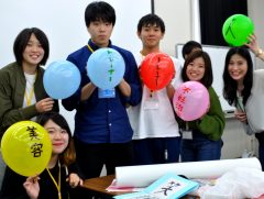 風船を用いて発表!(`・∀・´)