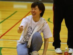 （笑）