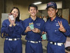 左から順に、昼間部の篠本さん、三浦くん、鞭馬くん