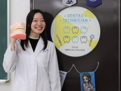 立派な歯科技工士を目指して日々奮闘中!